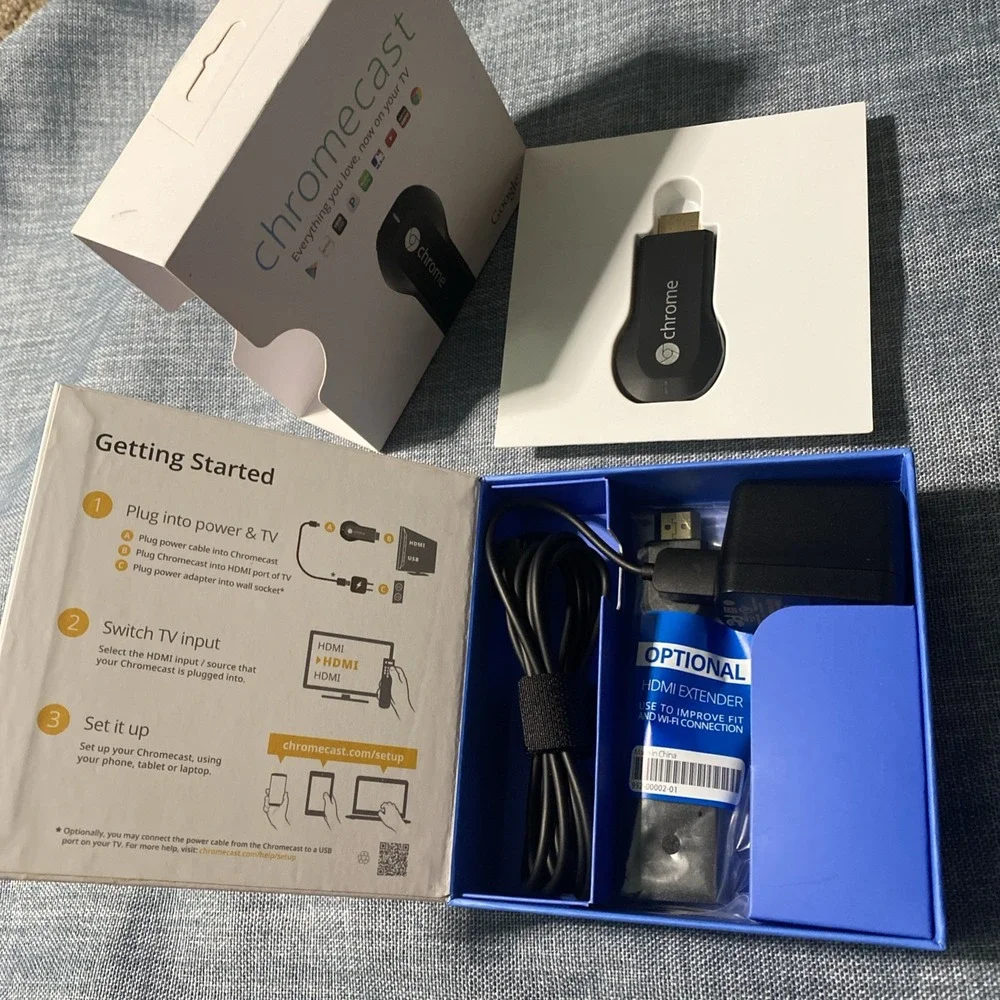 New Google H2G2-42 Chromecast 1st Gen HDMI Streamer Black Disney Amazon Netflix